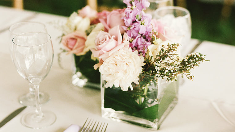 Wedding flower arrangement