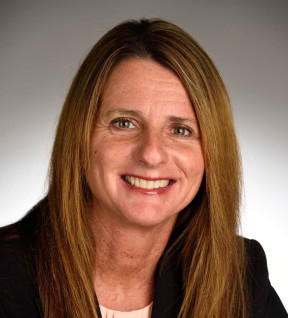 Tammy Carroll Headshot